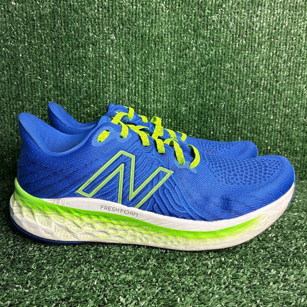 New Balance Fresh Foam Vongo v5 Athletic Running Sneaker Blue Mens 9.5 2E Wide